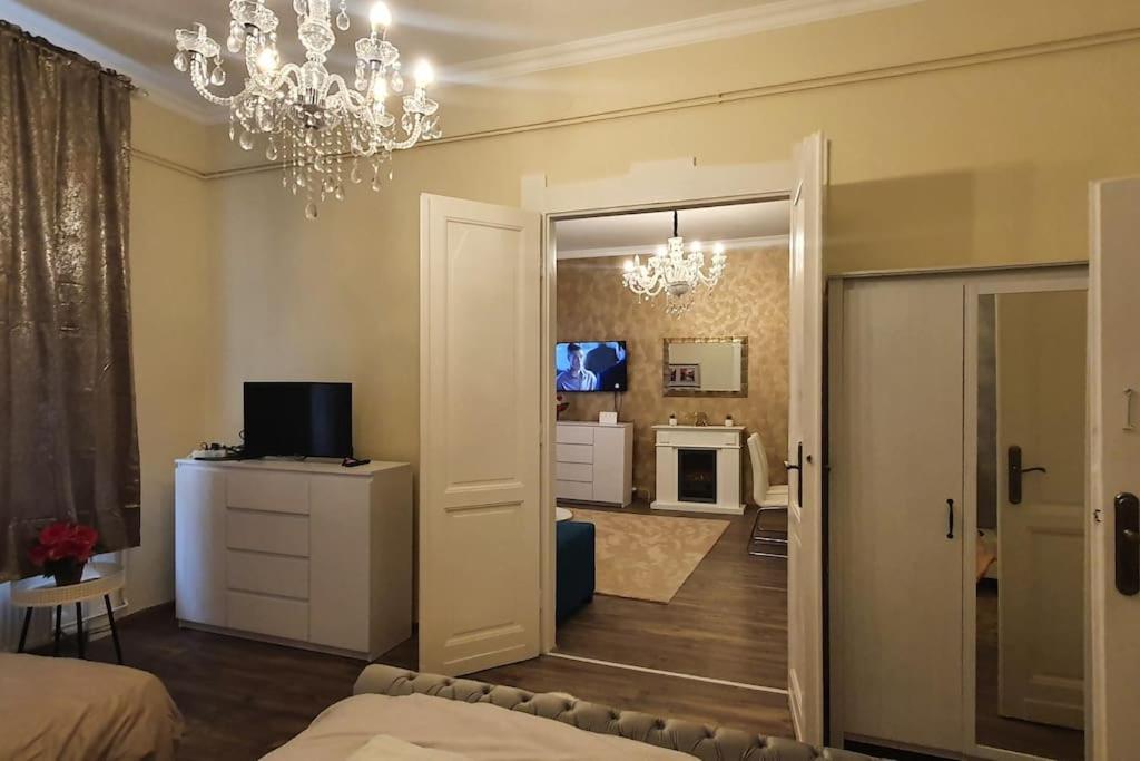 Buda Center Apartment Budapest Exterior photo