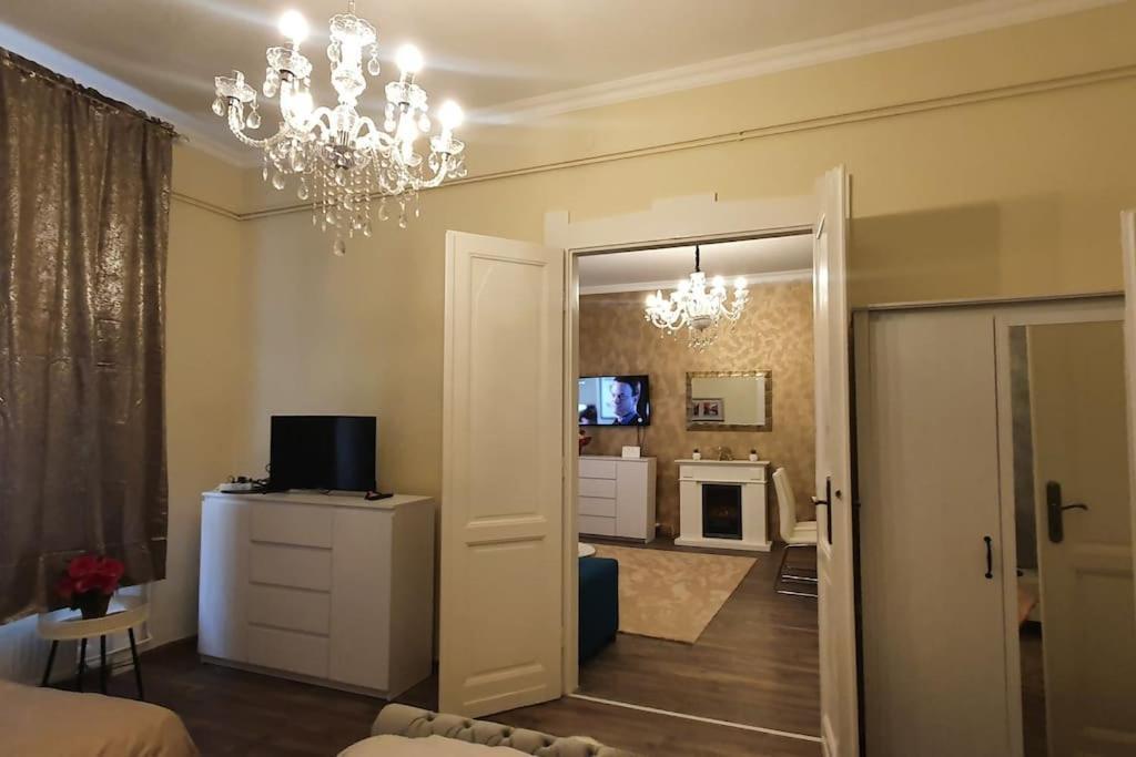 Buda Center Apartment Budapest Exterior photo
